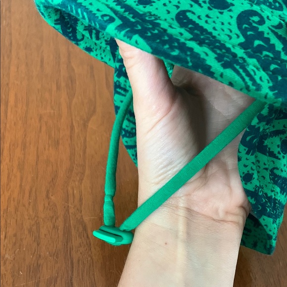 🍊5/$25 BedHead Green Hat with Dinosaur Pattern size 3-6m - Picture 4 of 8